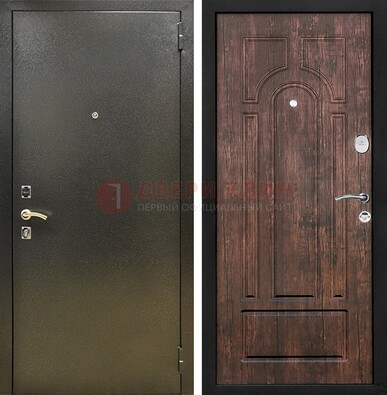 Темно-серая металлическая дверь с порошковым покрытием и МДФ коричневая ДП-292 в Челябинске