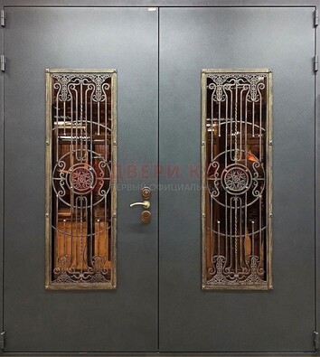 Входная металлическая парадная дверь со стеклом и ковкой ДПР-81 в Челябинске