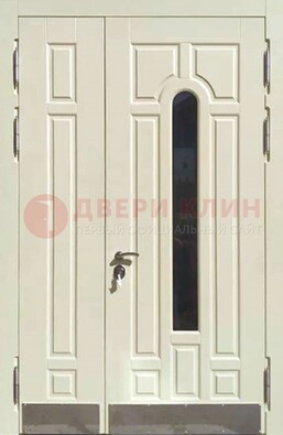 Белая двухстворчатая металлическая дверь со стеклом ДС-71 в Челябинске