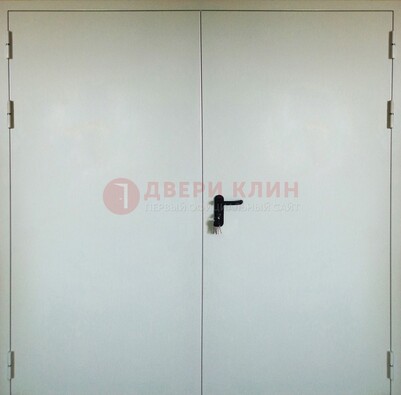 Белая металлическая противопожарная дверь ДТ-8 в Челябинске