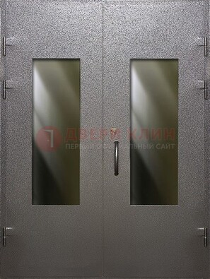 Серая тамбурная дверь со стеклянными вставками ДТМ-8 в Казани