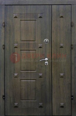 Железная двухстворчатая филенчатая дверь с виноритом ДВТ-143 в Челябинске