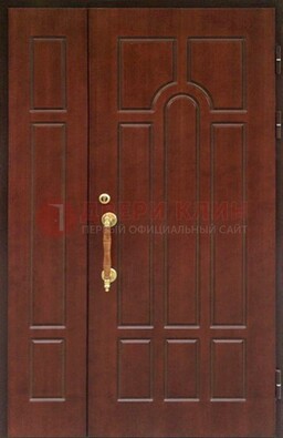 Стальная полуторная дверь для частного дома ПЛ-13 в Челябинске